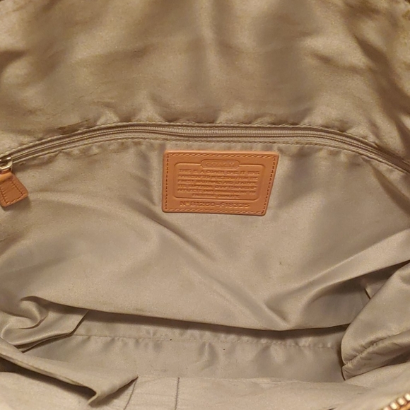 Signature Coach tote bag - Picture 2 of 4